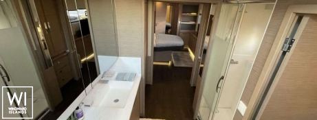 KRAZY KAT  Fountaine Pajot Samana 59 Interior 21
