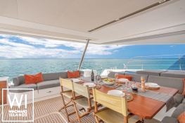 OKINAWA  Fountaine Pajot Samana 59 Interior 6