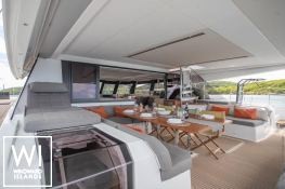 OKINAWA  Fountaine Pajot Samana 59 Interior 1