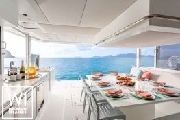 Voyage 590  Voyage Catamaran Voyage 590 Interior 1