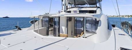 SOMETHING WONDERFUL  Robertson & Caines Leopard  5800 Exterior 1