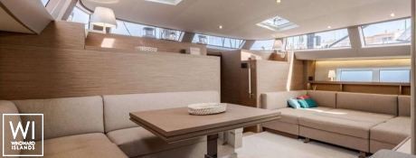 Mahina 3  CNB Bordeaux 21m Interior 9