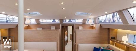Mahina 3  CNB Bordeaux 21m Interior 17