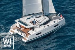 Isla 40 Fountaine Pajot Exterior 2