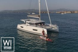 Isla 40 Fountaine Pajot Exterior 8