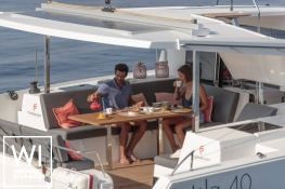 Isla 40 Fountaine Pajot Interior 3