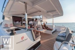 Isla 40 Fountaine Pajot Interior 4
