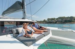 Isla 40 Fountaine Pajot Interior 5