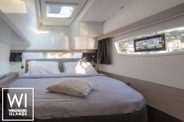 Isla 40 Fountaine Pajot Interior 1