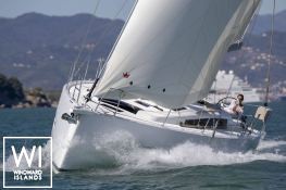 Dufour 430 Dufour Yachts Exterior 2