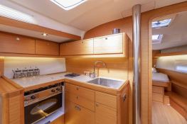 Dufour 430 Dufour Yachts Interior 4