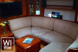Aphrodite  Vitters Sloop 28m Interior 11
