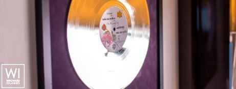 APOLLONIA  Jeanneau Prestige 680 Interior 12