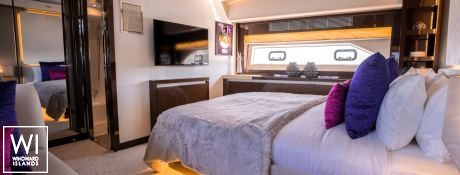 APOLLONIA  Jeanneau Prestige 680 Interior 16