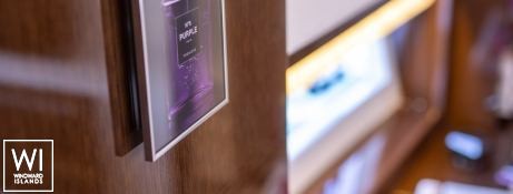 APOLLONIA  Jeanneau Prestige 680 Interior 13