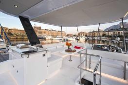 New horizon  Robertson & Caines Leopard Power 43 Interior 5