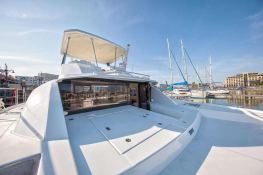 New horizon  Robertson & Caines Leopard Power 43 Interior 11