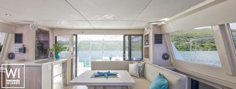 New horizon  Robertson & Caines Leopard Power 43 Interior 2