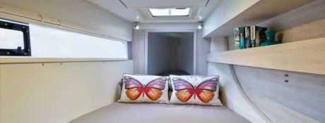 Leopard Power 43 Robertson & Caines Interior 6