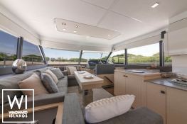 MY 40 Fountaine Pajot Interior 5