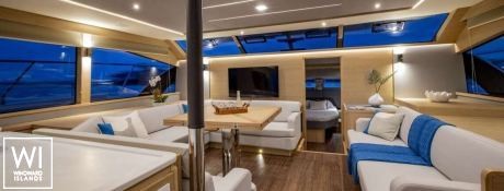 TIAMO  Aquila Powercat 54 Interior 16