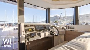 Leopard 53 Powercat Leopard Yachts Interior 2