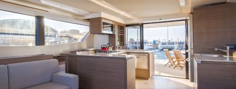 Leopard 53 Powercat Leopard Yachts Interior 9