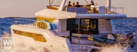 Zambezia  Leopard Yachts Leopard 53 Powercat Exterior 2