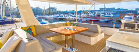 Zambezia  Leopard Yachts Leopard 53 Powercat Exterior 4