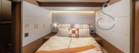 PRINCESS S  Lagoon Catamaran Lagoon 55 Interior 1