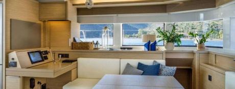 VALIUM 55  Lagoon Catamaran Lagoon 55 Interior 22