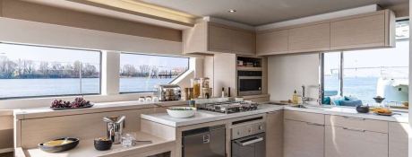 VALIUM 55  Lagoon Catamaran Lagoon 55 Interior 26