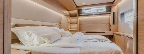 TRI WING  Lagoon Catamaran Lagoon 55 Interior 1