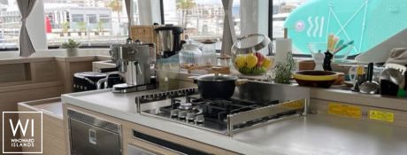 LUZ DEL MAR  Lagoon Catamaran Lagoon 55 Interior 9