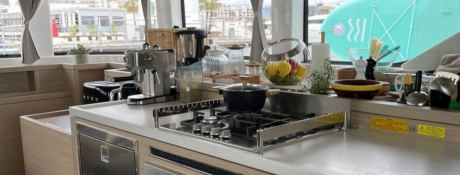 LUZ DEL MAR  Lagoon Catamaran Lagoon 55 Interior 9