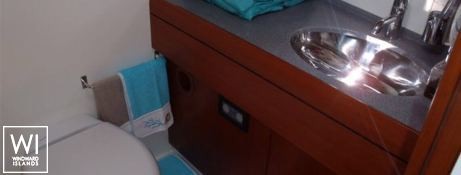 Terra di Mezza III  Solaris Sail 72 Interior 1