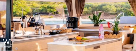 FP 51 Fountaine Pajot Interior 2