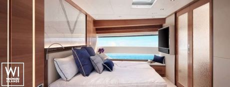 Midnight Moon  Horizon Horizon 85 Interior 1