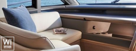 ELIZABETH   Princess Yachts Y 72 Interior 20