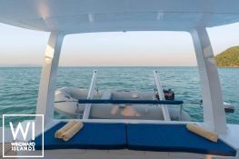 Islands Spirit 410 Islands Spirit Catamaran Exterior 4