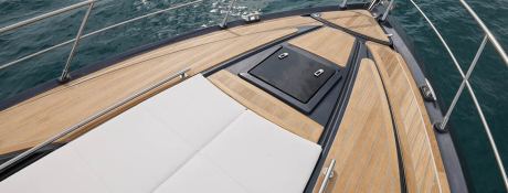 Power 44 Focus Exterior 3