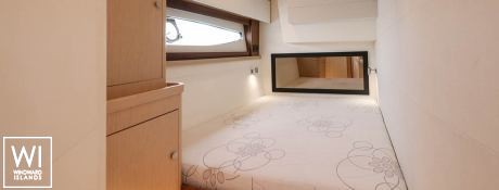 Power 44 Focus Interior 11