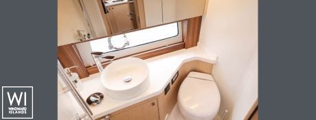 Power 44 Focus Interior 13