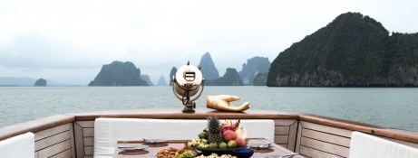 MAHA BHETRA   Motoryacht Thai-crafted wooden hull Interior 11