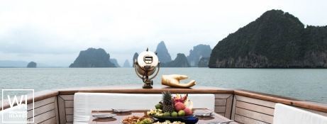 MAHA BHETRA   Motoryacht Thai-crafted wooden hull Interior 11