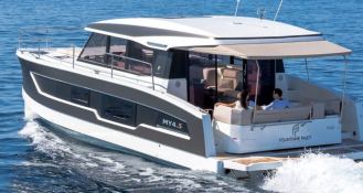 MY 4.S Fountaine Pajot Exterior 7