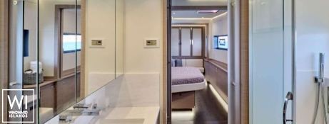 ChristAl MiO  Fountaine Pajot Power 67 Interior 17