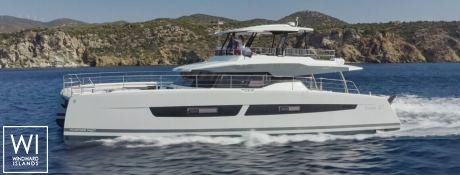 DOMPE  Fountaine Pajot Power 67 Exterior 4