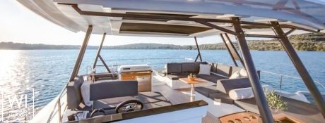 DOMPE  Fountaine Pajot Power 67 Exterior 12