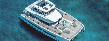 D2  Fountaine Pajot Power 67 Exterior 1